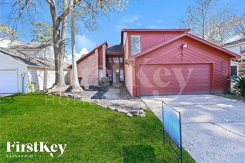 19922 18th Fairway Dr