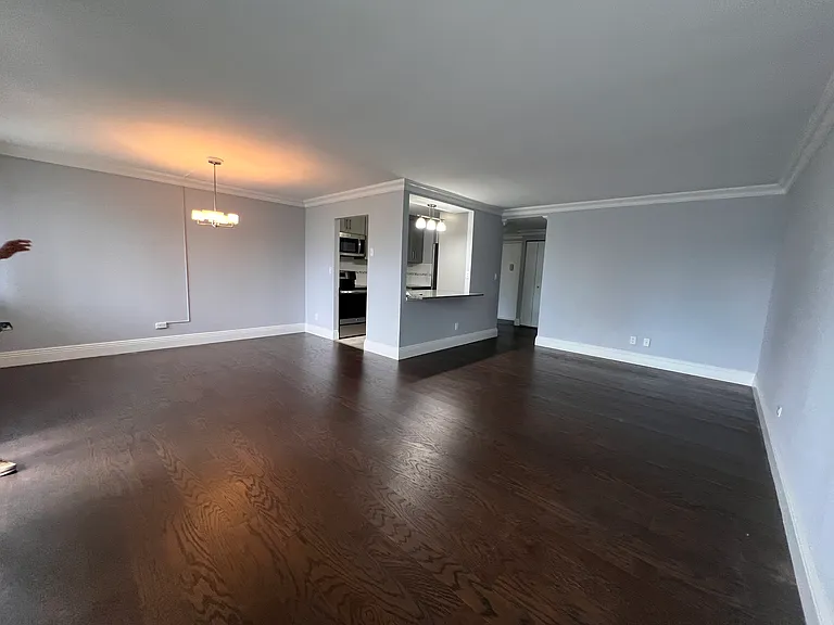 555 Gorge Rd #3J — Photo 7