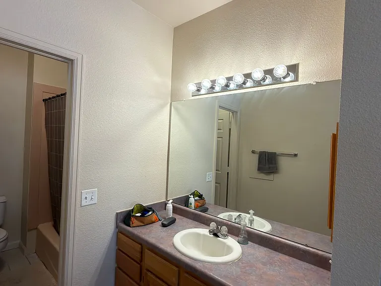 4545 Wheaton Dr #C230 — Photo 11