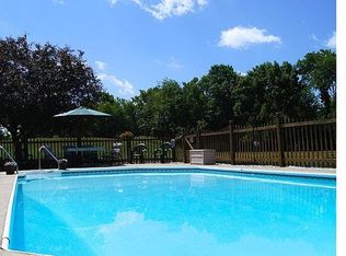 36 Deer Pond Dr, Warwick, NY 10990