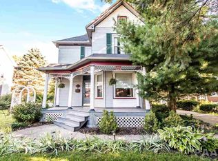 807 E Jefferson St, Washington, IL 61571