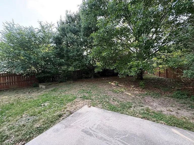 2113 Trefoil Ln — Photo 22