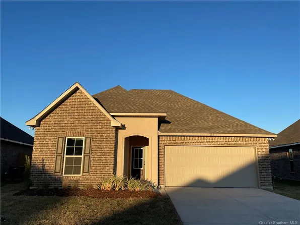 193 White Castle N, Iowa, LA 70647