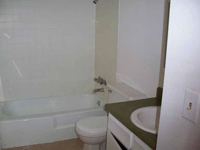 2505-2507 Spruce St. — Photo 7
