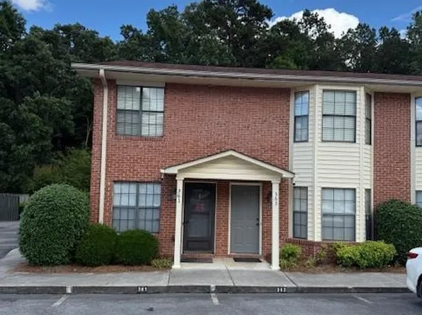 363 Mount Vernon Dr, Calhoun, GA 30701