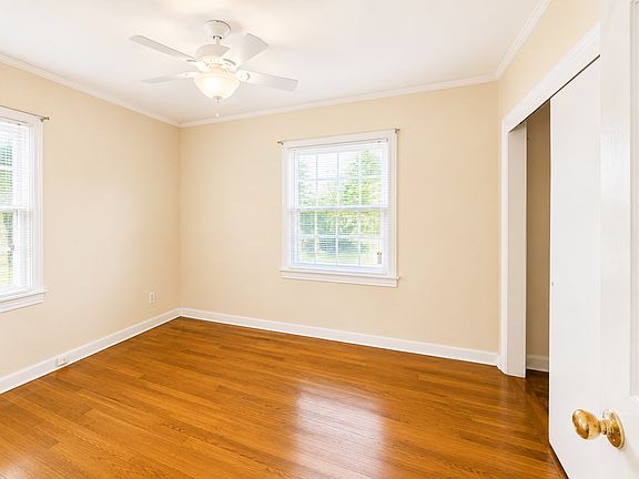 5th image of 416 N 19th Ave