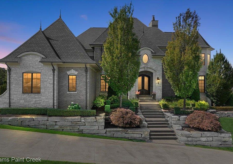 1st image of 4838 Pinecrest Ct