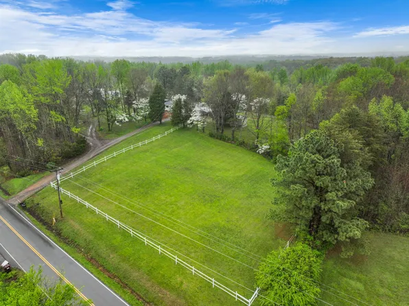 1380 Cheatham Dam Rd, Ashland City, TN 37015