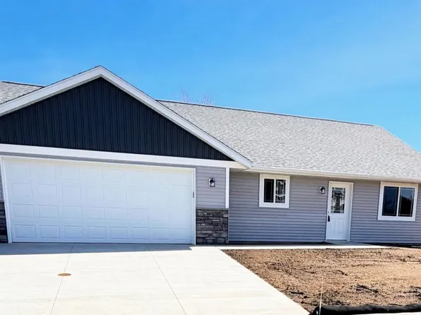 425 4th Ave SE, Saint Joseph, MN 56374