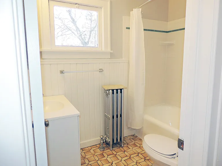 3924 Orchard Rd — Photo 11