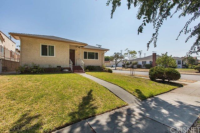 1st image of 1656 La Golondrina Ave