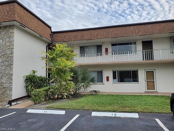 2nd image of 2878 Donnelly DR #106