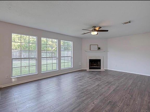 3rd image of 18810 Timber Way Dr