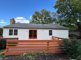8108 Briar Creek Dr, Annandale, VA 22003