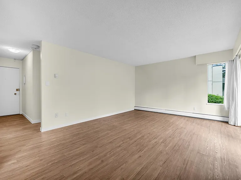 1655 Chesterfield Ave #206 — Photo 12