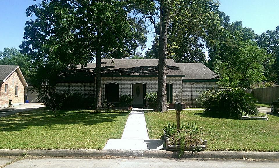 1st image of 3211 Three Pines Dr