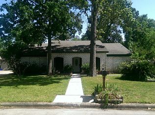 3211 Three Pines Dr, Humble, TX 77339
