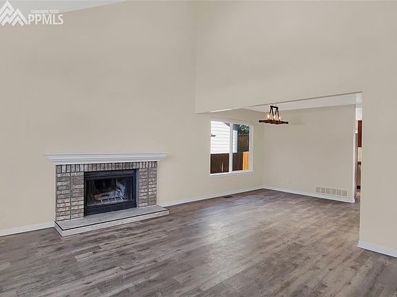 4th image of 6715 Glade Park Dr