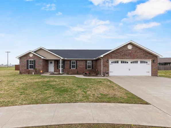 1203 Yellowstone, Sikeston, MO 63801