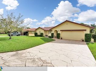 7010 NW 39th St, Coral Springs, FL 33065