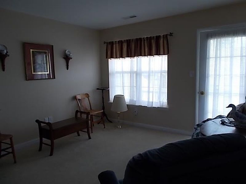 5th image of 40 MORNING GLORY Way