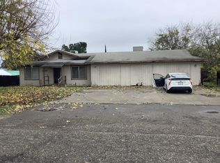 6900 N Vine Ave, Winton, CA 95388