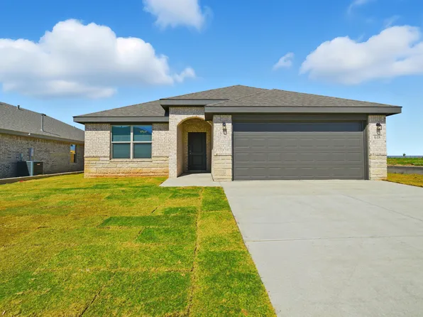 618 E 13th St, Wolfforth, TX 79382