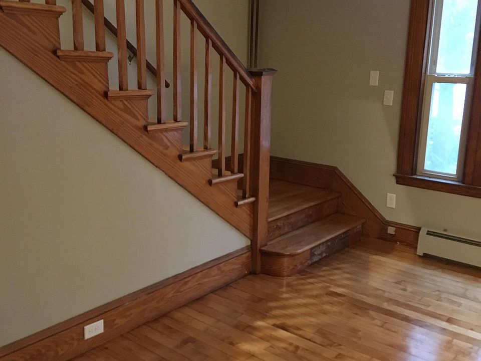 2BR on 2nd Floor