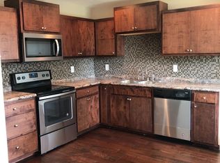 431 Oakwood Ln, Tullahoma, TN 37388