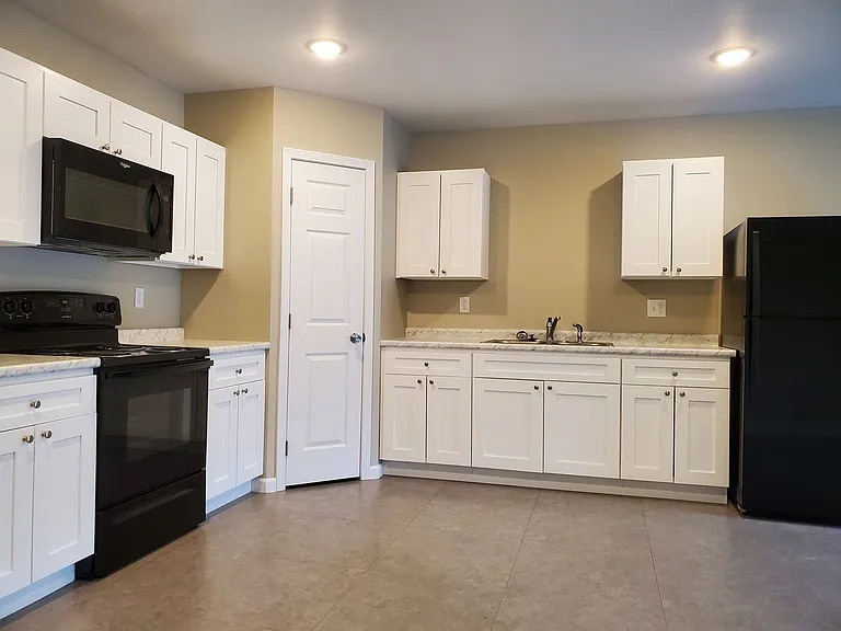 213 Cane Creek Ln #110 — Photo 5