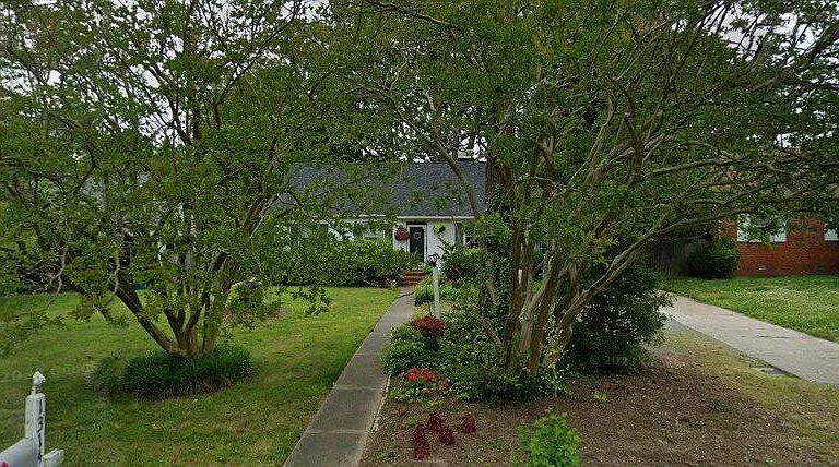 1314 Forest Ave — Photo 1