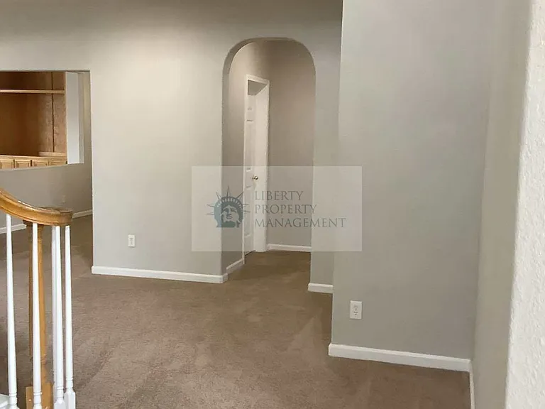 4425 Crown Valley Way — Photo 22
