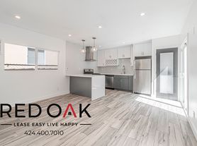 838 N Van Ness Ave, Los Angeles, CA