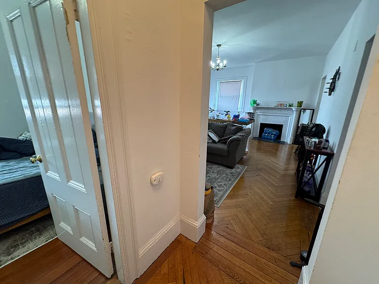 20 Mount Vernon St #502 — Photo 3
