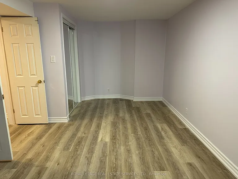 1301 Holton Heights Dr #LWR LVL — Photo 10