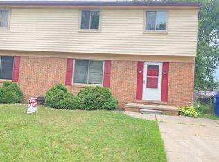 1711 Elmhurst St, Canton, MI 48187