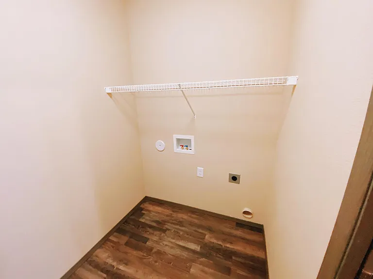 1202 N Bell St — Photo 15
