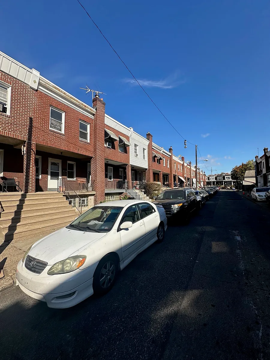 Building Photo - 5210 Marlow St