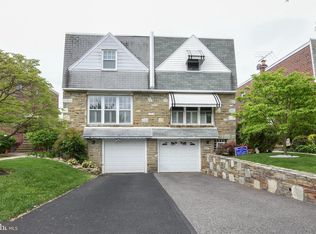 622 Emerson St, Philadelphia, PA 19111