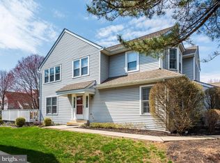 108 Cross Country Ct, North Wales, PA 19454