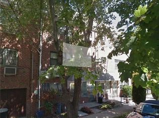5817 86th St, Middle Village, NY 11379