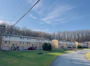 138 Racquet Club Dr #223, Greensburg, PA 15601
