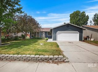 654 W Pennwood St, Meridian, ID 83642