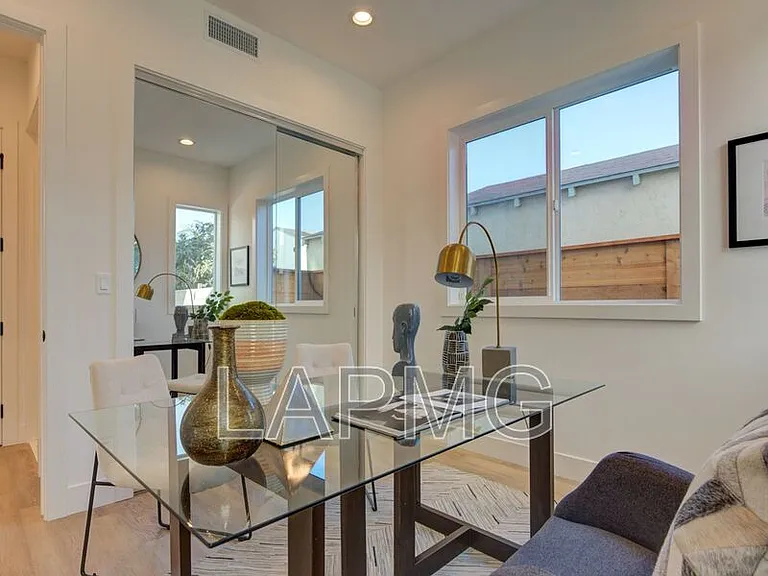 6016 Comey Ave #6016 — Photo 17
