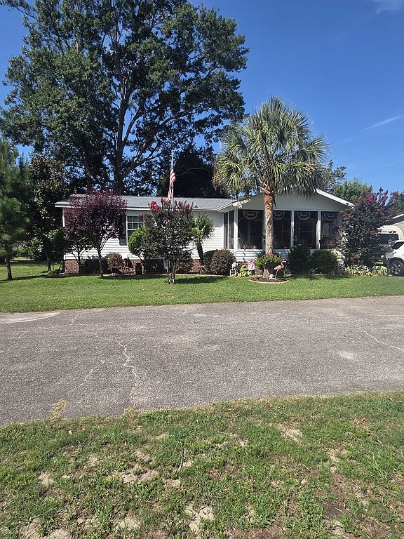 1649 Perry Cir - Property Image