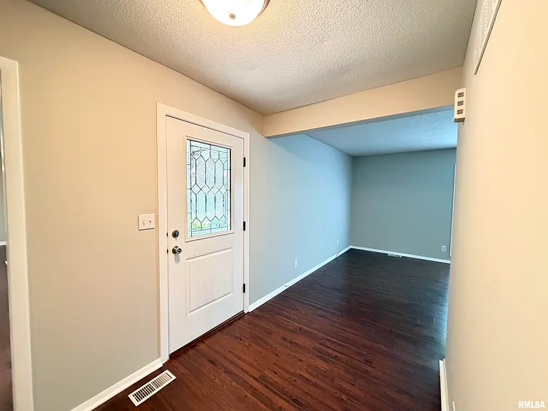 122 W Morningside Dr — Photo 11