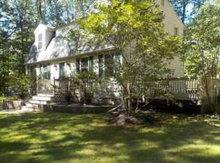 40 Edgehill Rd, Haverhill, MA 01830