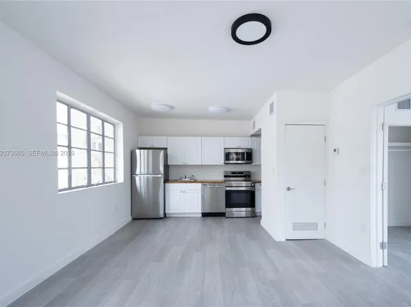 423 NE 71st St APT 4, Miami, FL 33138