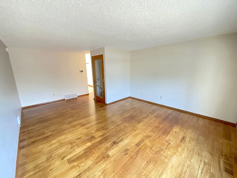 4375 Cassidy St — Photo 9