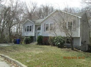 26 Setian Ln, West Warwick, RI 02893